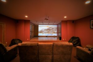 about-the-inn-amenities-theater